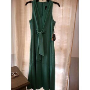 NWT Green jade divine Adrianna papell  halter dress size‎ 4